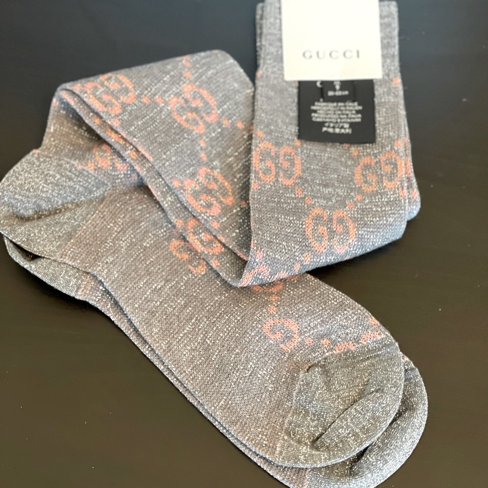 Gucci GG Lame’ Sparkly Socks Silver/Pink M